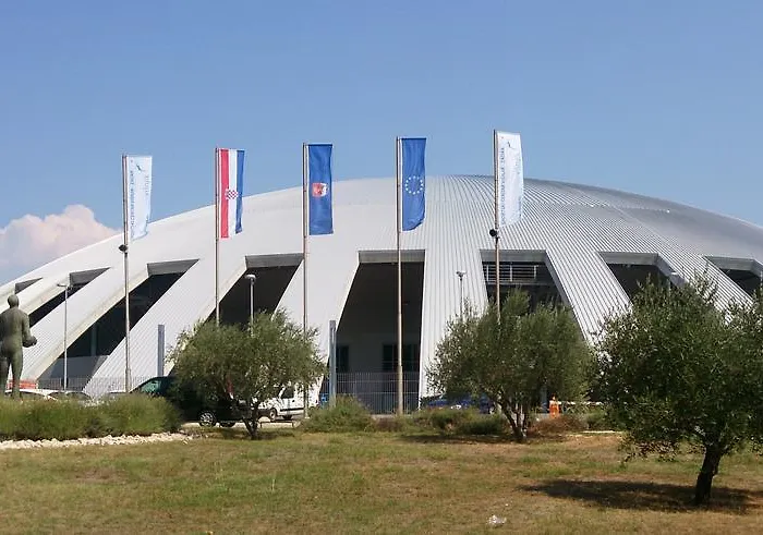 Apartmant Cherry * זאדאר